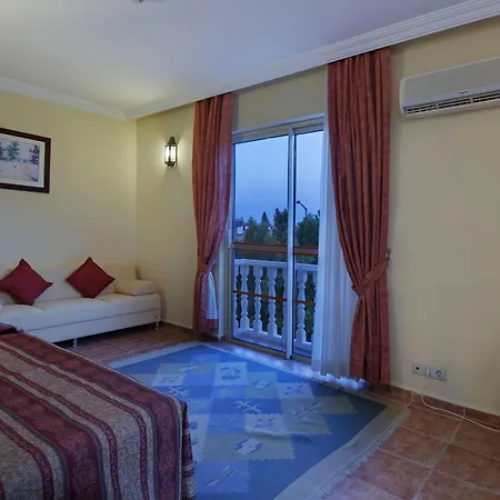 Larissa Sultan 4* Camyuva