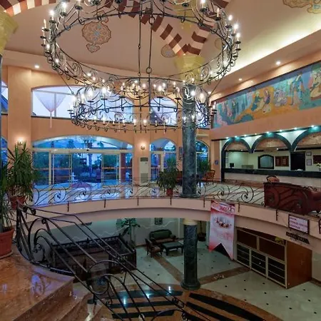 酒店 Larissa Sultan 4*